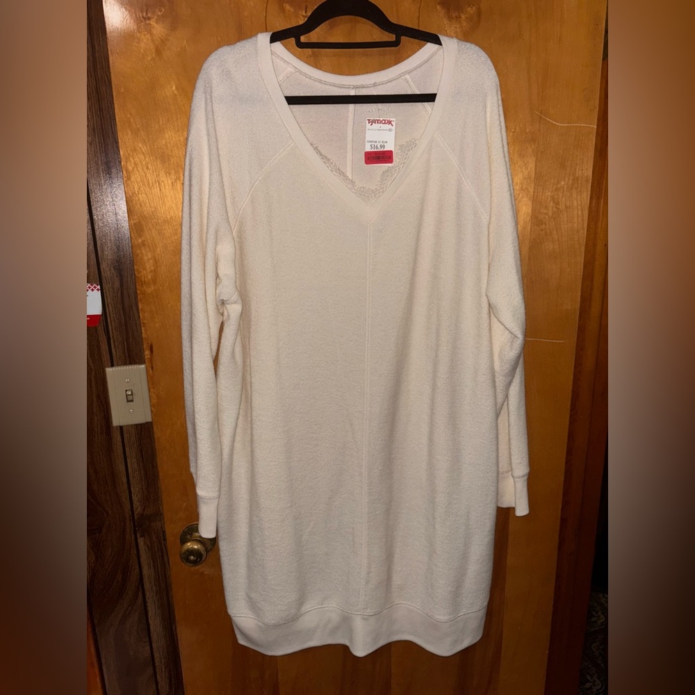 Maurices Cream V-Neck Sweater